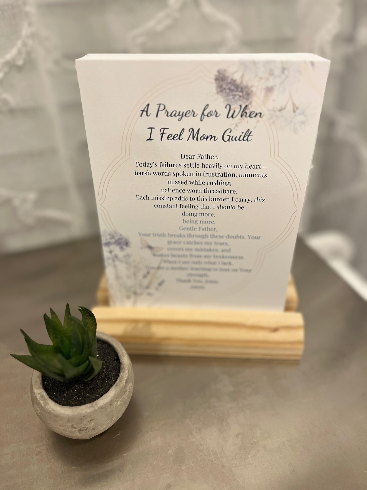 31 Prayers for a Mom's Heart w/ Display Stand